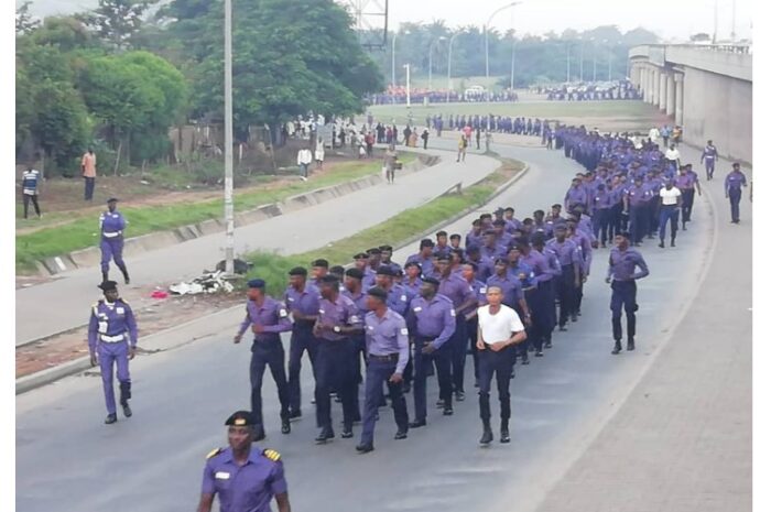 Navy pledges to support 2023 election, end crude oil theft