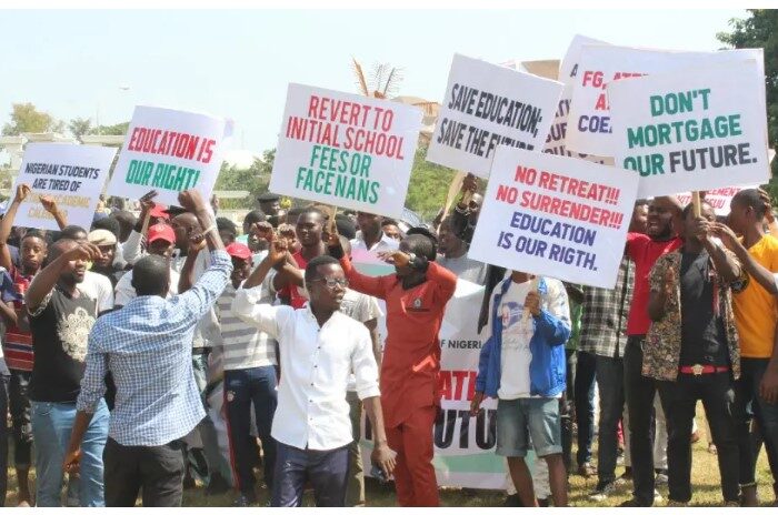 NANS threatens mass protest over outrageous fees